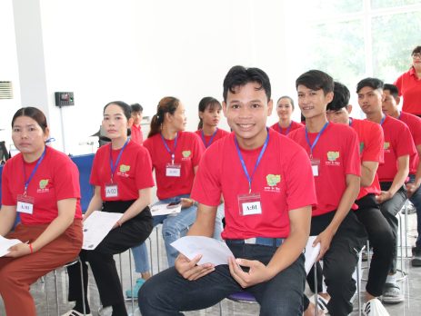 មានសម្ភាសន៍ទៀតហើយ!